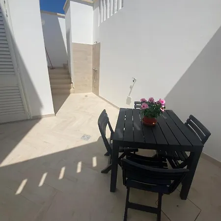 Gioia 1 Holiday home *